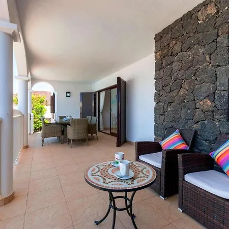 Malvasia Villa